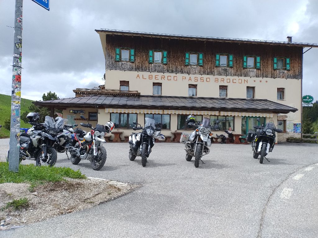 [Bild: motorradtour_dolomiten_2025_08.jpg]